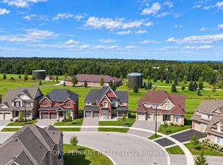 29 Sanford Cir, Springwater, ON L9X 2A8