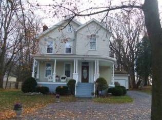74 Utica St, Clinton, NY 13323