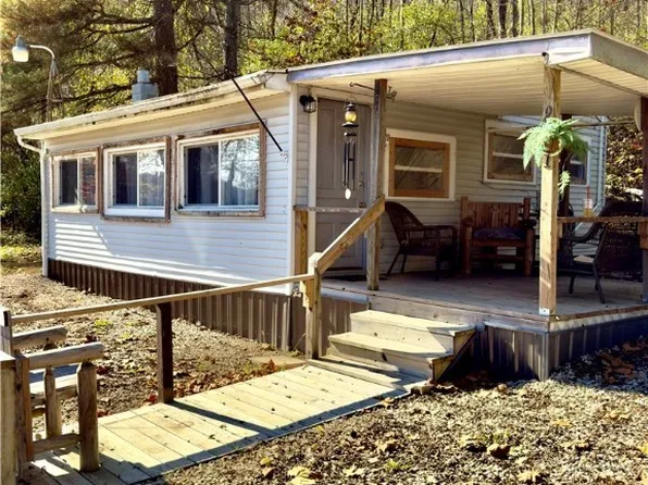 9911 N River Rd NW, McConnelsville, OH 43756