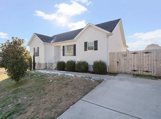 273 Modena Cir, Decherd, TN 37324