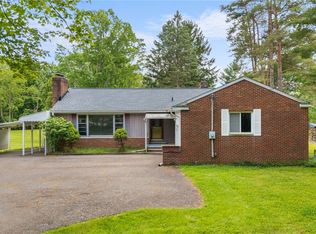 17456 Alexander Rd, Walton Hills, OH 44146