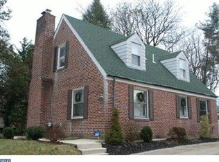 609 Seville St, Philadelphia, PA 19128