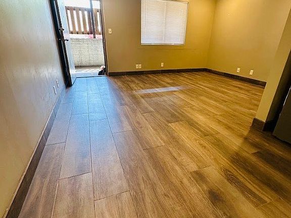 2nd image of 341 S 27th St #4