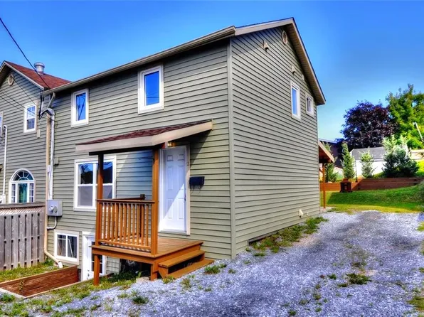 13 Bayview Heights, Corner Brook, NL A2H5W3
