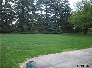 2nd image of 2621 S 87th St