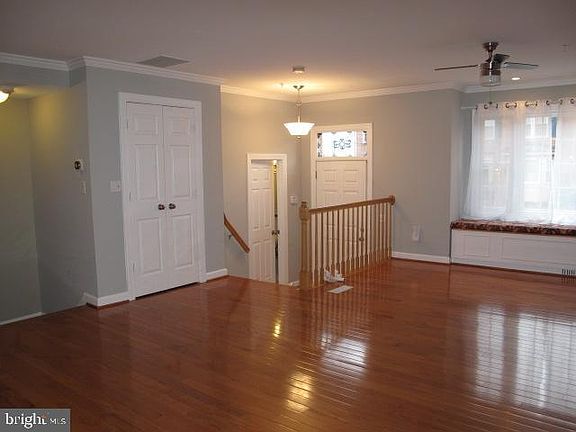 3rd image of 6214 Squires Hill Dr