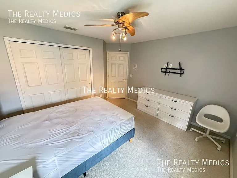1565 The Oaks Blvd — Photo 49