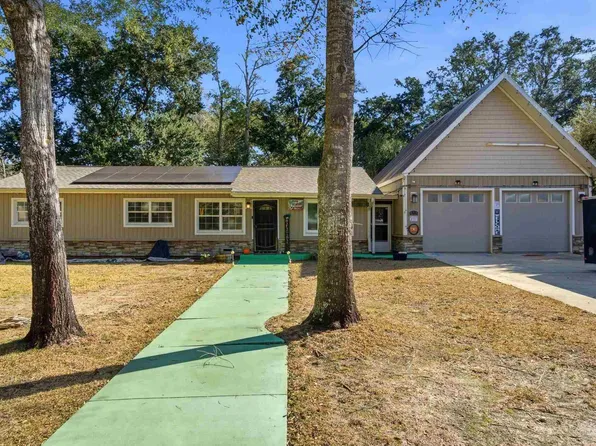 4708 Dean Dr, Pace, FL 32571