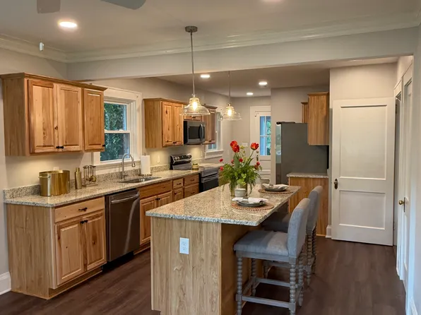 212 Whitehall Rd, Anderson, SC 29625