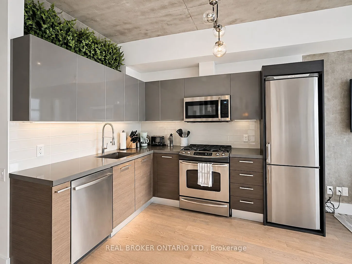 1 bed, $2,300 — Photo 3