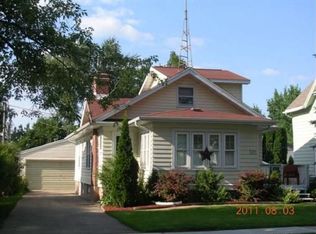 501 E Beacon Ave, New London, WI 54961