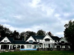 999 Snake Rd, Lake Geneva, WI 53147