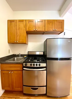 Rented by Corcoran | media 25