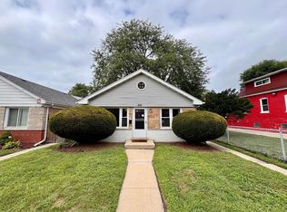 310 155th Pl, Calumet City, IL 60409