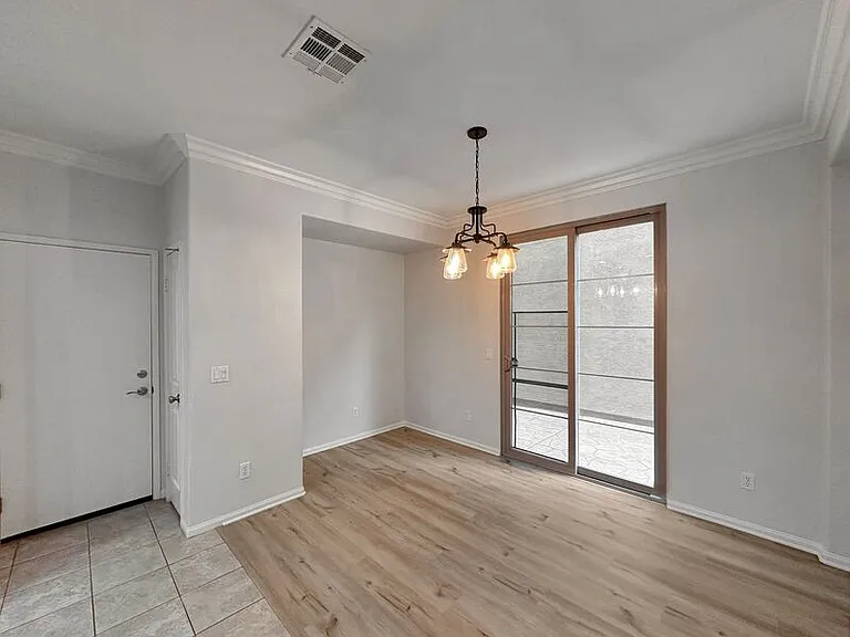 1828 Scarlet Pl — Photo 5