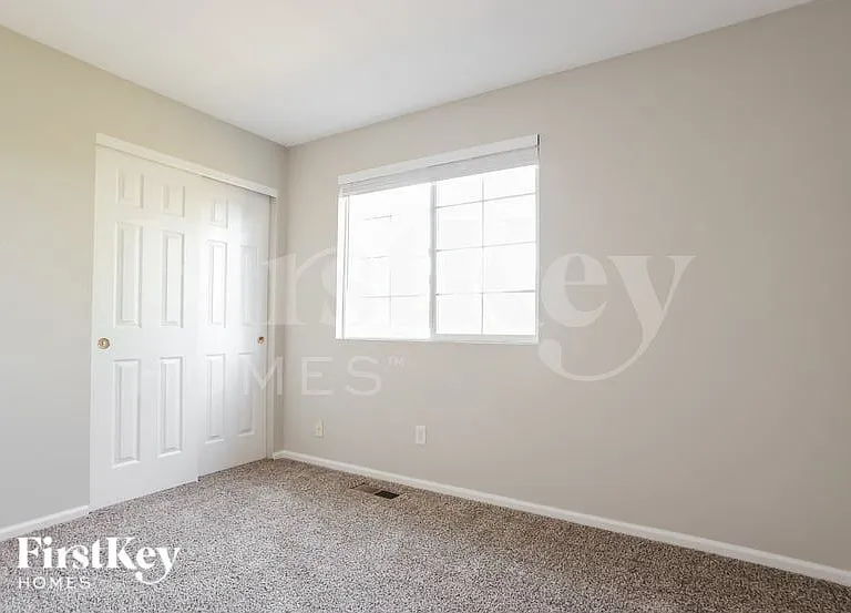 20152 E Grand Pl — Photo 11