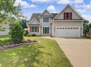 1000 NE Parkside Ct, Grimes, IA 50111