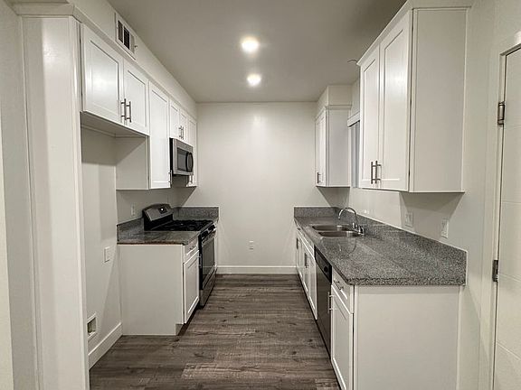 2nd image of 8435 Orion Ave #405