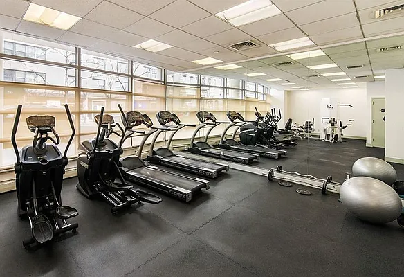 Sold by Corcoran | media 23