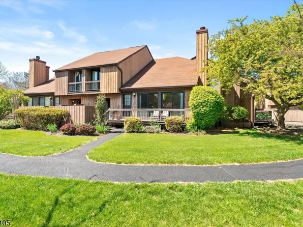 118 Bluebird Dr #3B, Hillsborough Twp., NJ 08844
