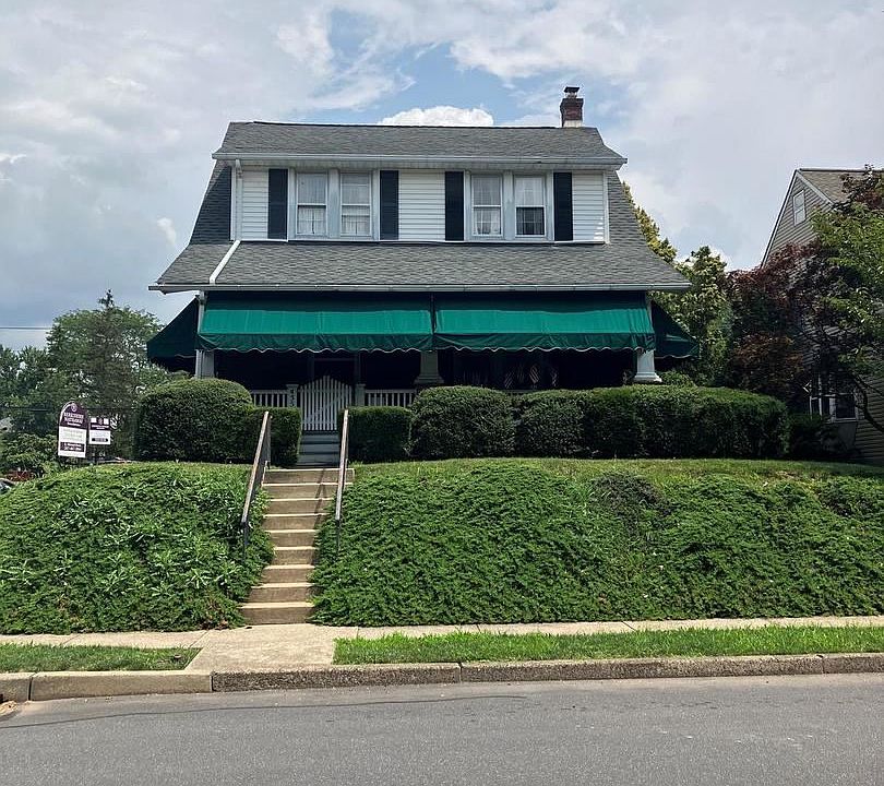 1st image of 435 W Mount Vernon St