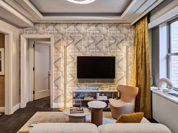 303 Park Avenue image 1 of 22