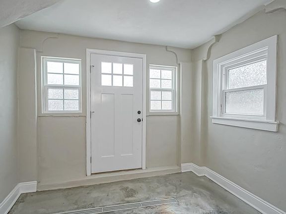 4th image of 2608A Saint Peter St