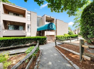 6 Shrewsbury Green Dr Unit J, Shrewsbury, MA 01545