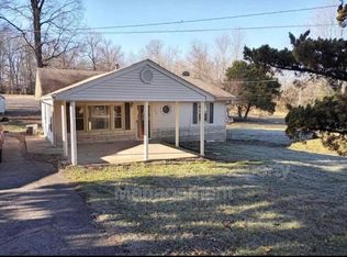 744 Chandler Ave, Radcliff, KY 40160