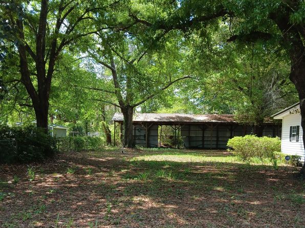 647 Ohio St, Folkston, GA 31537