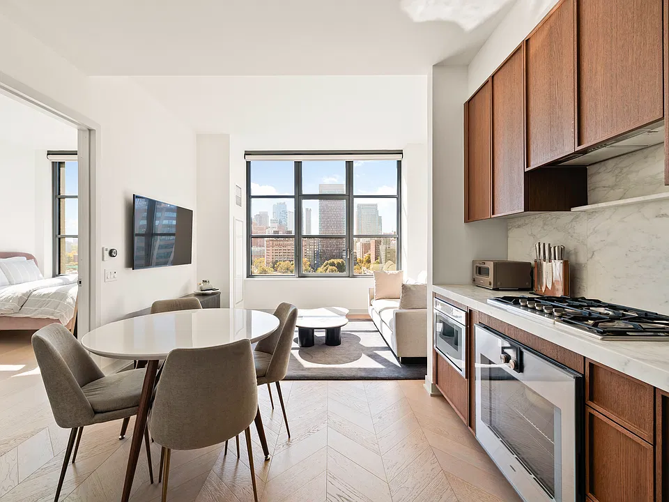 85 Jay St #11J