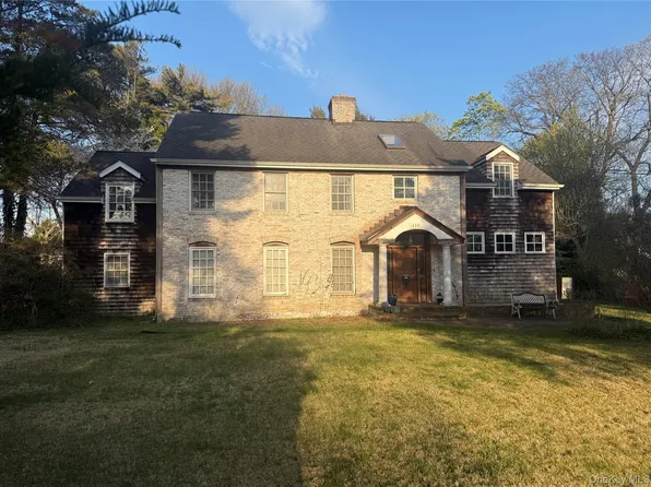 133 Seaman Avenue, Bayport, NY 11705
