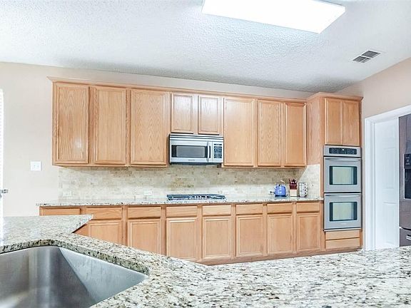 3rd image of 8309 Bridespring Dr