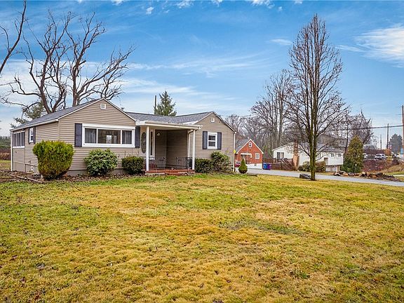 2nd image of 2061 Hulton Rd