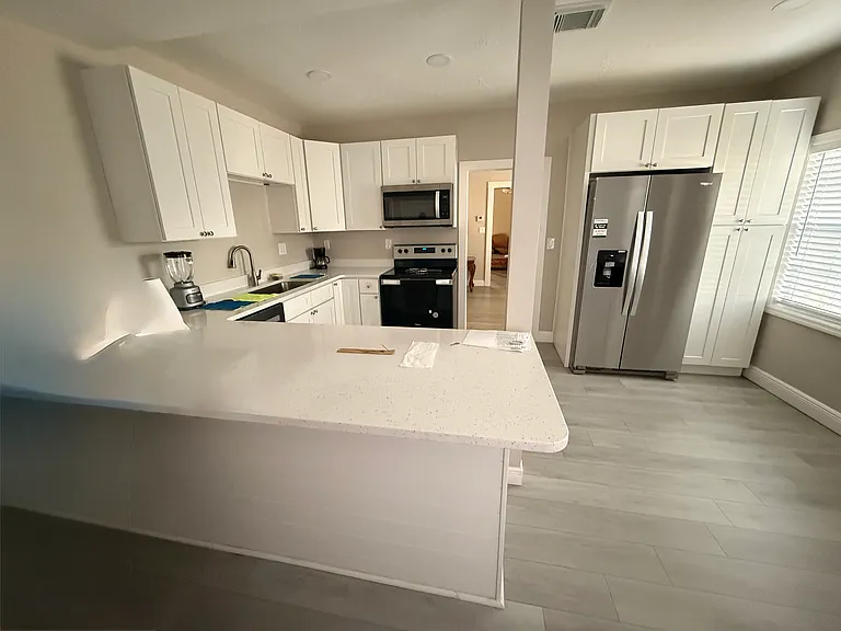 801 Ohio Ave — Photo 8