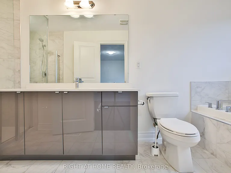 25 Hubbell Rd #UPPER — Photo 32