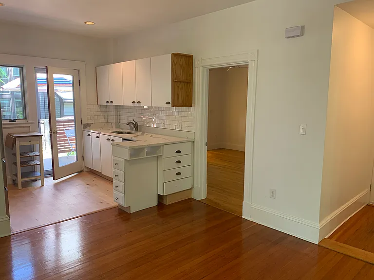 4 Gorham St #1 — Photo 15