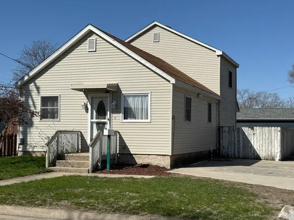 611 Elm St, Ottawa, IL 61350