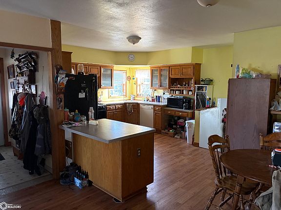 5th image of 23870 400th St