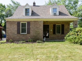 1810 Cambridge Dr, Kalamazoo, MI 49001