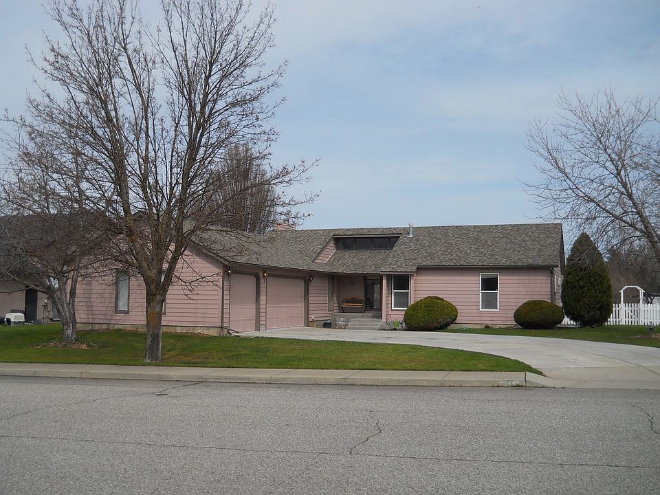 3715 S Loretta
