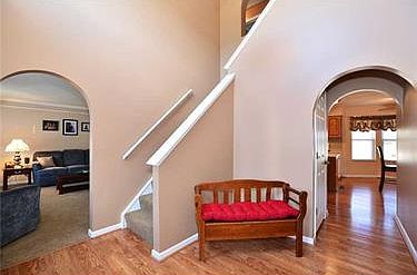 3rd image of 305 Greenfield Dr