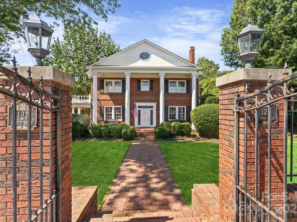 127 N Main St, Belmont, NC 28012