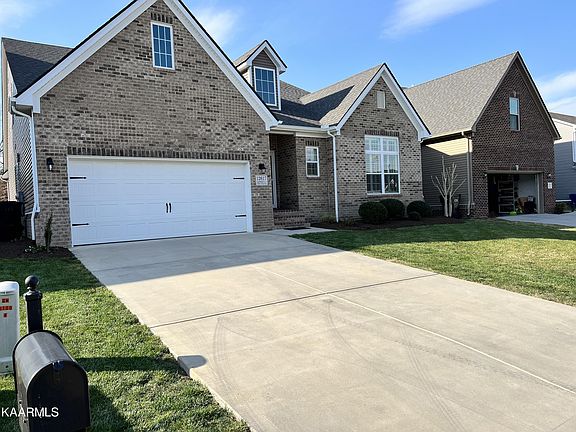 3rd image of 12617 Hartsfield Ln