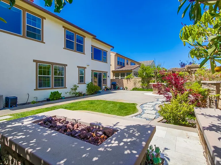 6322 Sagebrush Bend Way — Photo 46