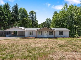 3041 Ironwood Ct, Granite Falls, NC 28630