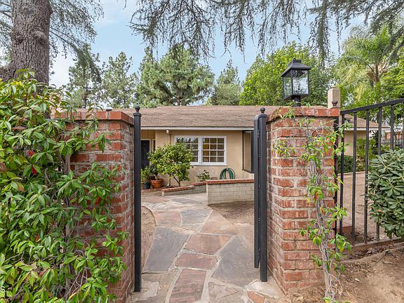 2nd image of 5209 Alta Canyada Rd