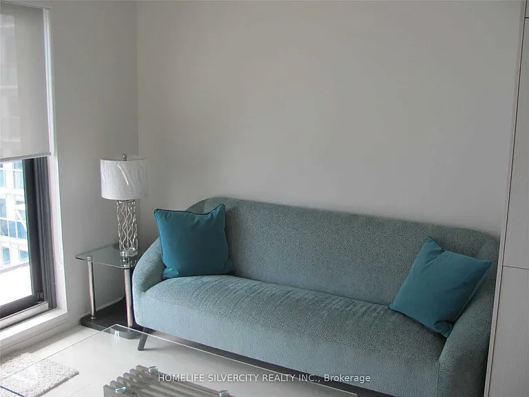 159 Dundas St E #2602 — Photo 10
