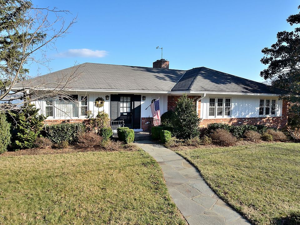 1st image of 7311 Park Terrace Dr