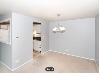 114 S Springinsguth Rd #2C, Schaumburg, IL 60193